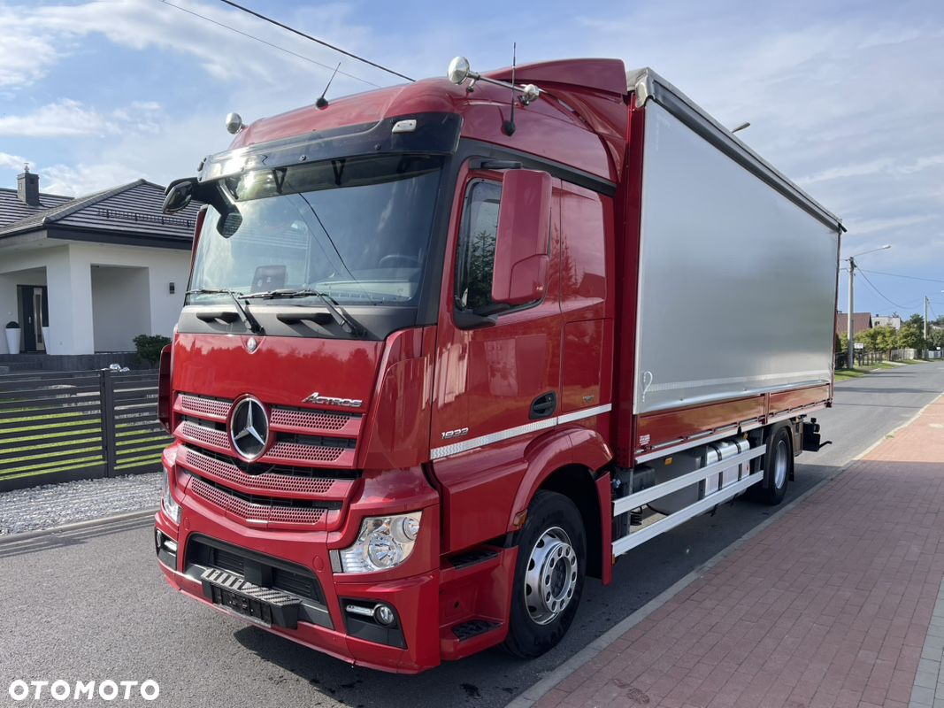 Mercedes-Benz Actros 1833 - 5