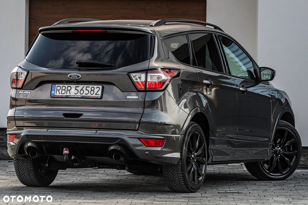 Ford Kuga 1.5 EcoBoost 2x4 ST-Line - 8
