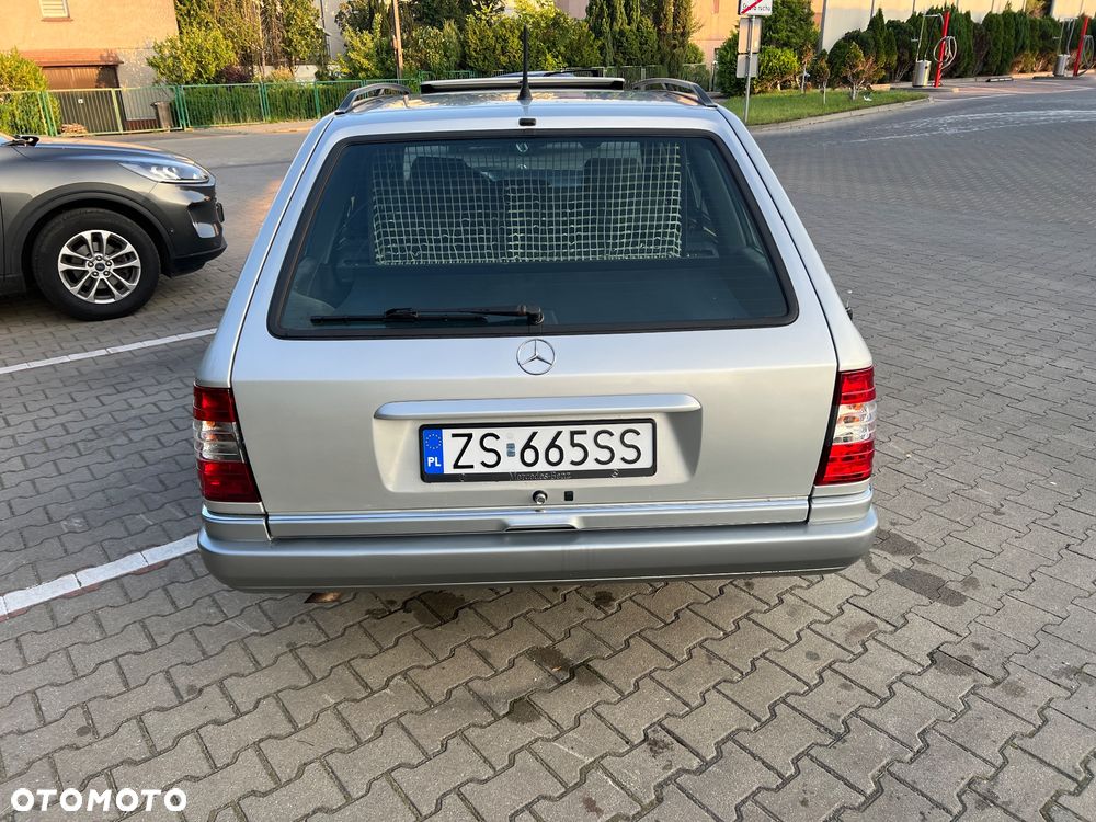 Mercedes-Benz Klasa E - 4