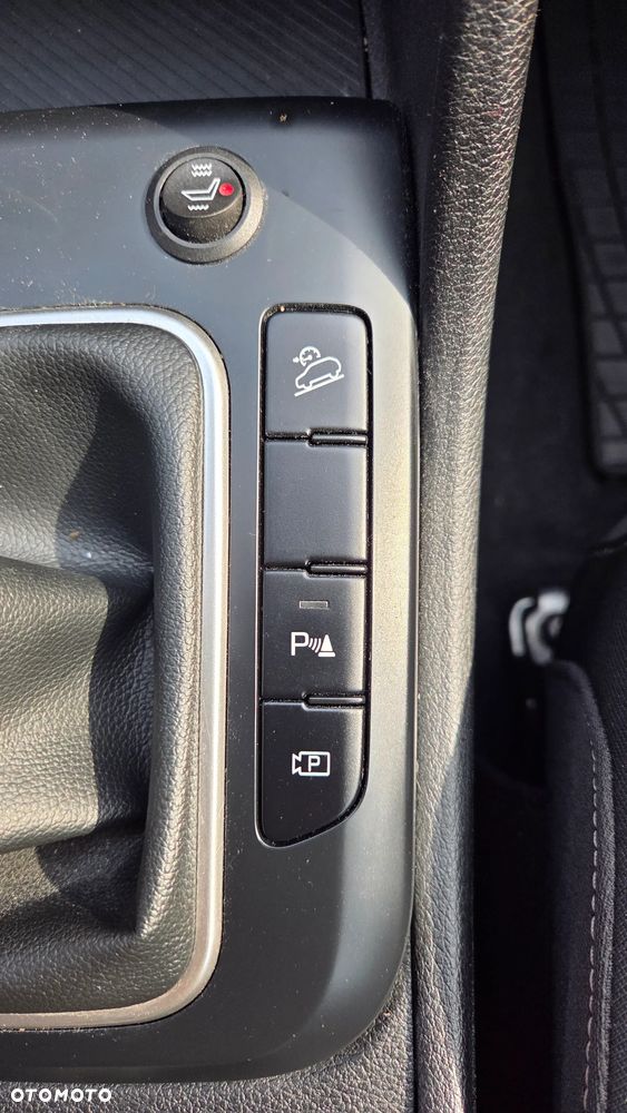 Kia Sportage 1.6 T-GDI L 2WD - 31