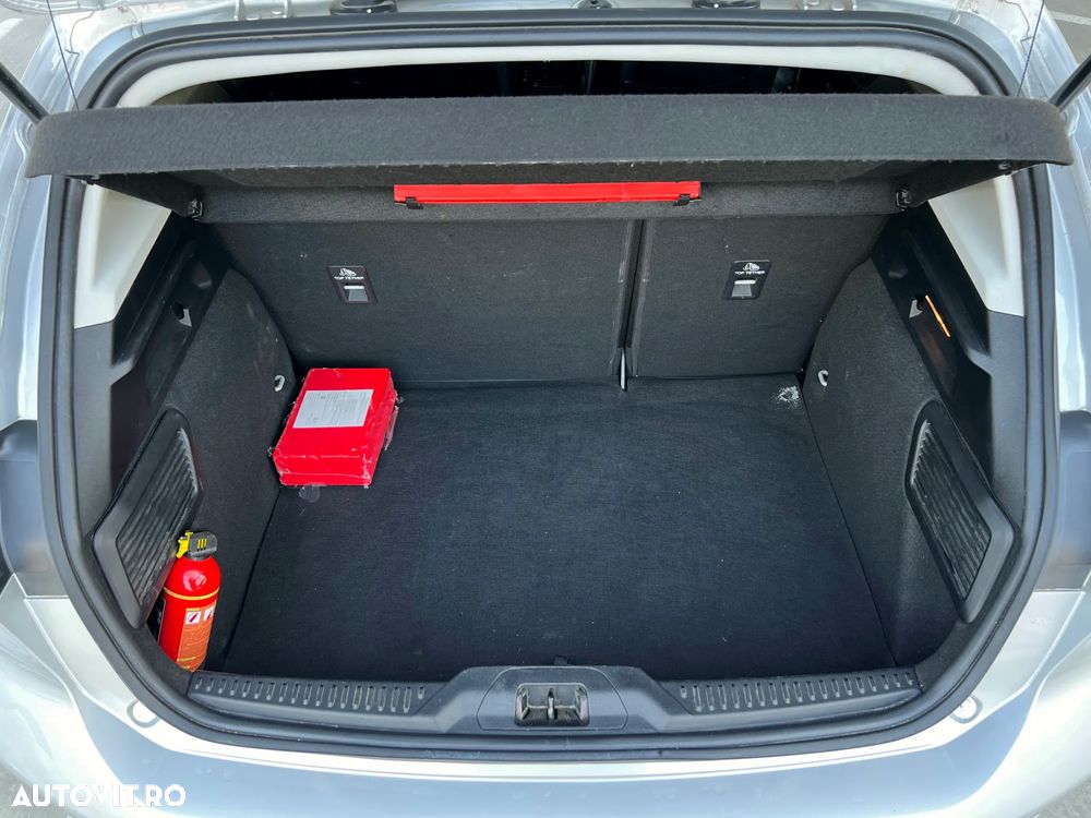 Ford Focus 1.5 EcoBlue Titanium Business - 12