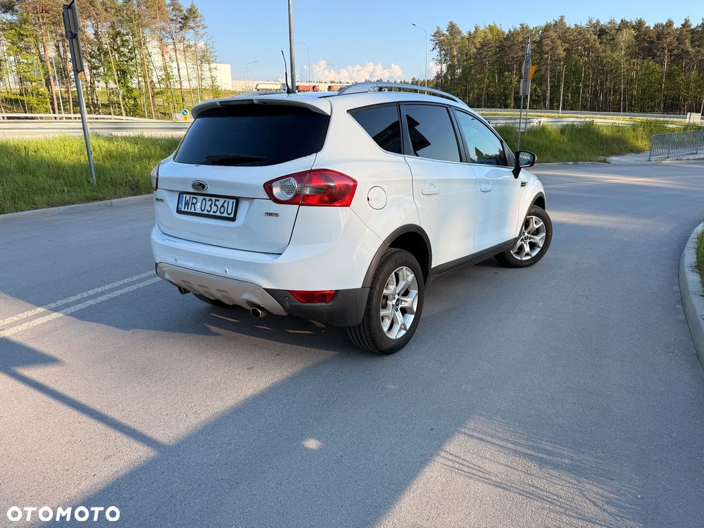 Ford Kuga 2.0 TDCi Titanium - 4