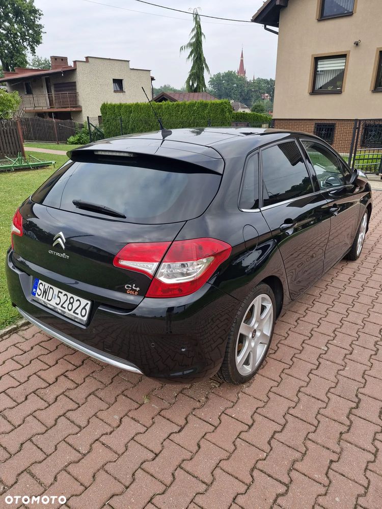 Citroën C4 2.0 HDi Exclusive - 4