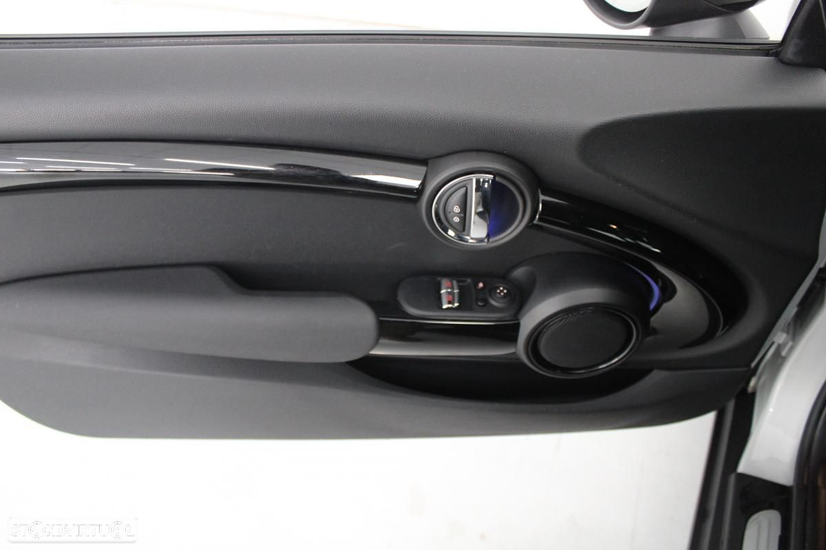 MINI 3 Portas Cooper SE Yours - 9