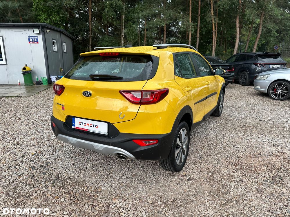 Kia Stonic 1.2 L - 6