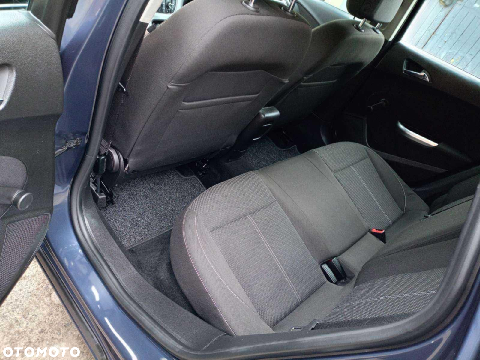 Opel Astra - 14