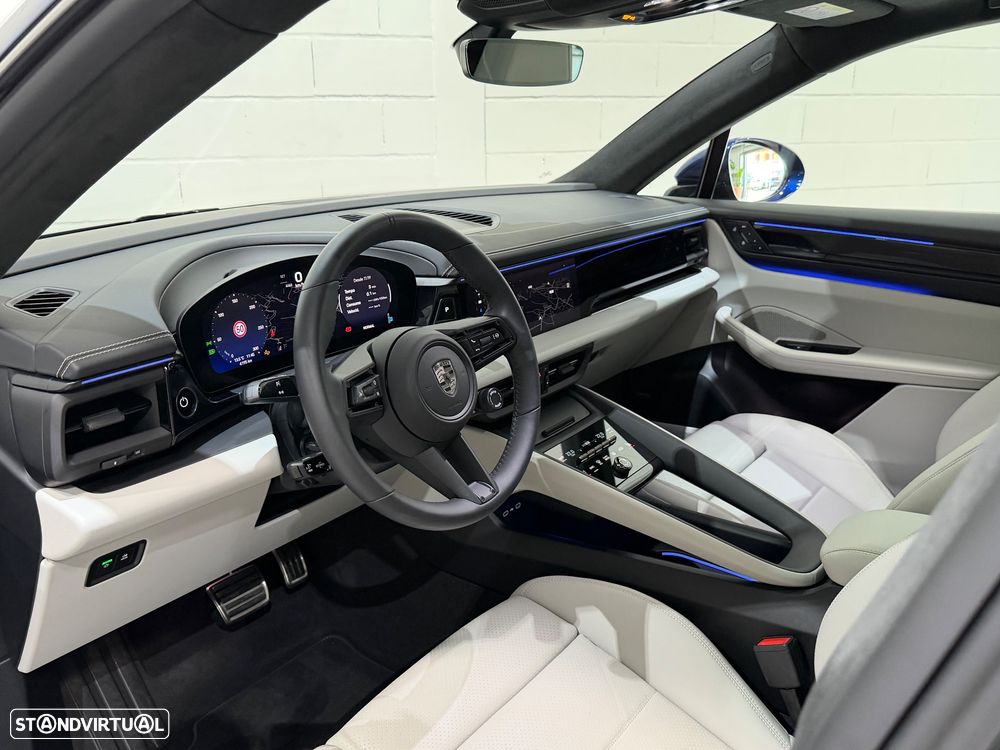 Porsche Macan Electric Turbo - 5