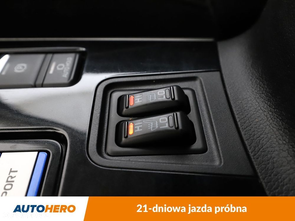 Mitsubishi Outlander - 26