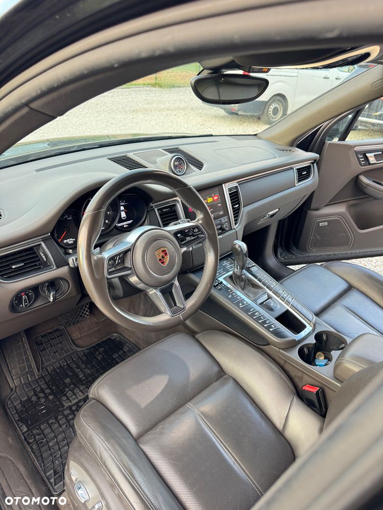 Porsche Macan - 6