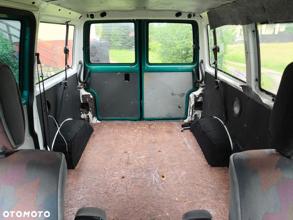 Volkswagen Transporter Standard - 5