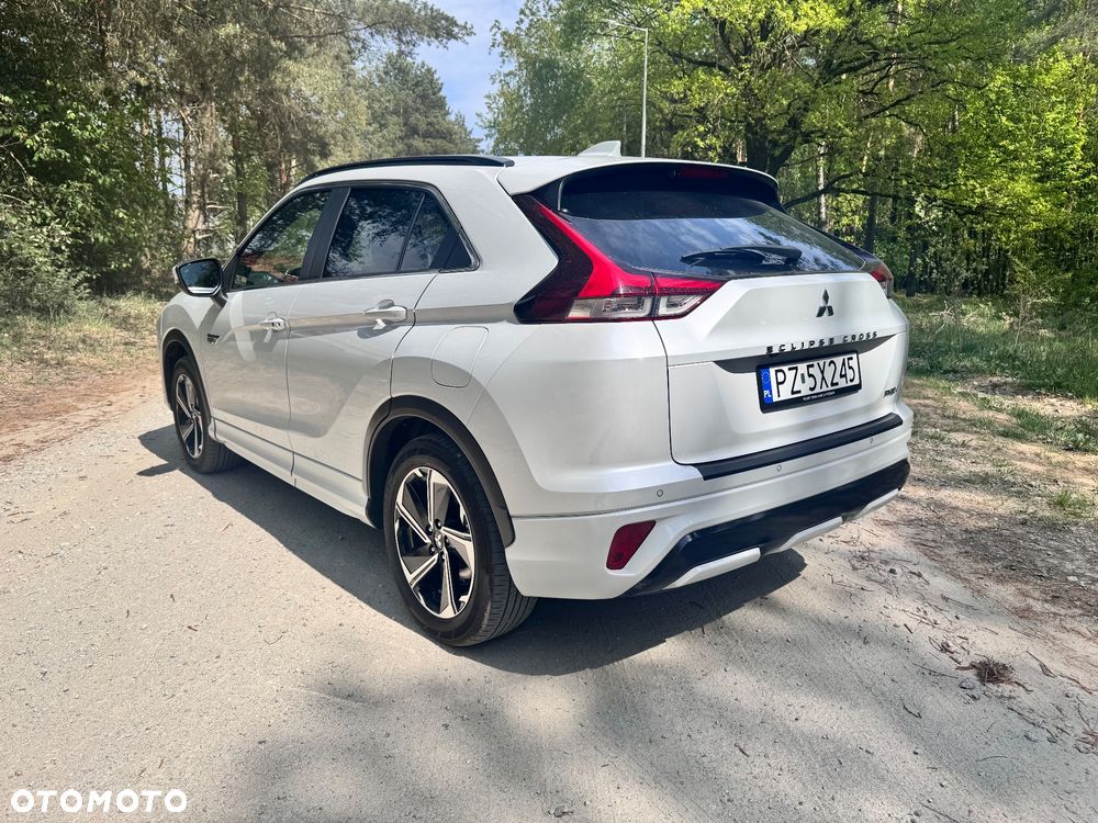 Mitsubishi Eclipse Cross 2.4 PHEV Blue Sky - 4