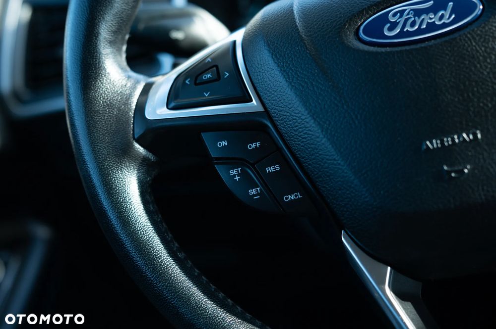 Ford Edge - 18