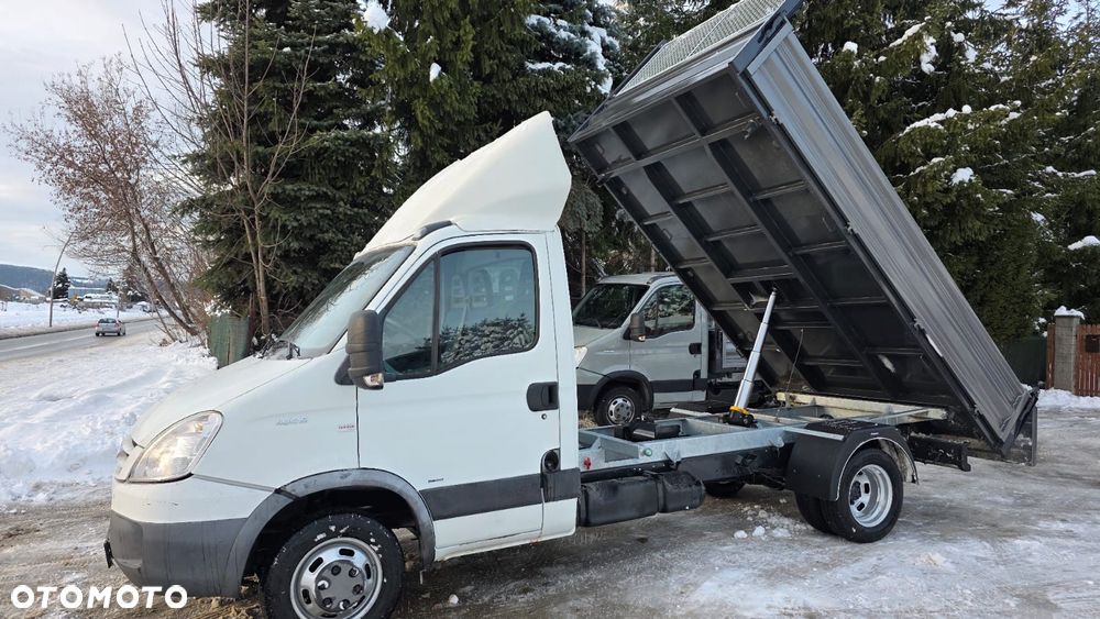 Iveco DAILY 40c15 WYWROTKA trzy stronna  Klima 3m/3.45m/3.75m rozstaw stan bdb brak rdzy kiper - 5