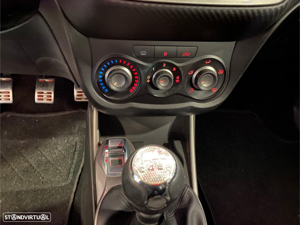 Alfa Romeo MiTo 1.4 MultiAir Distinctive - 20