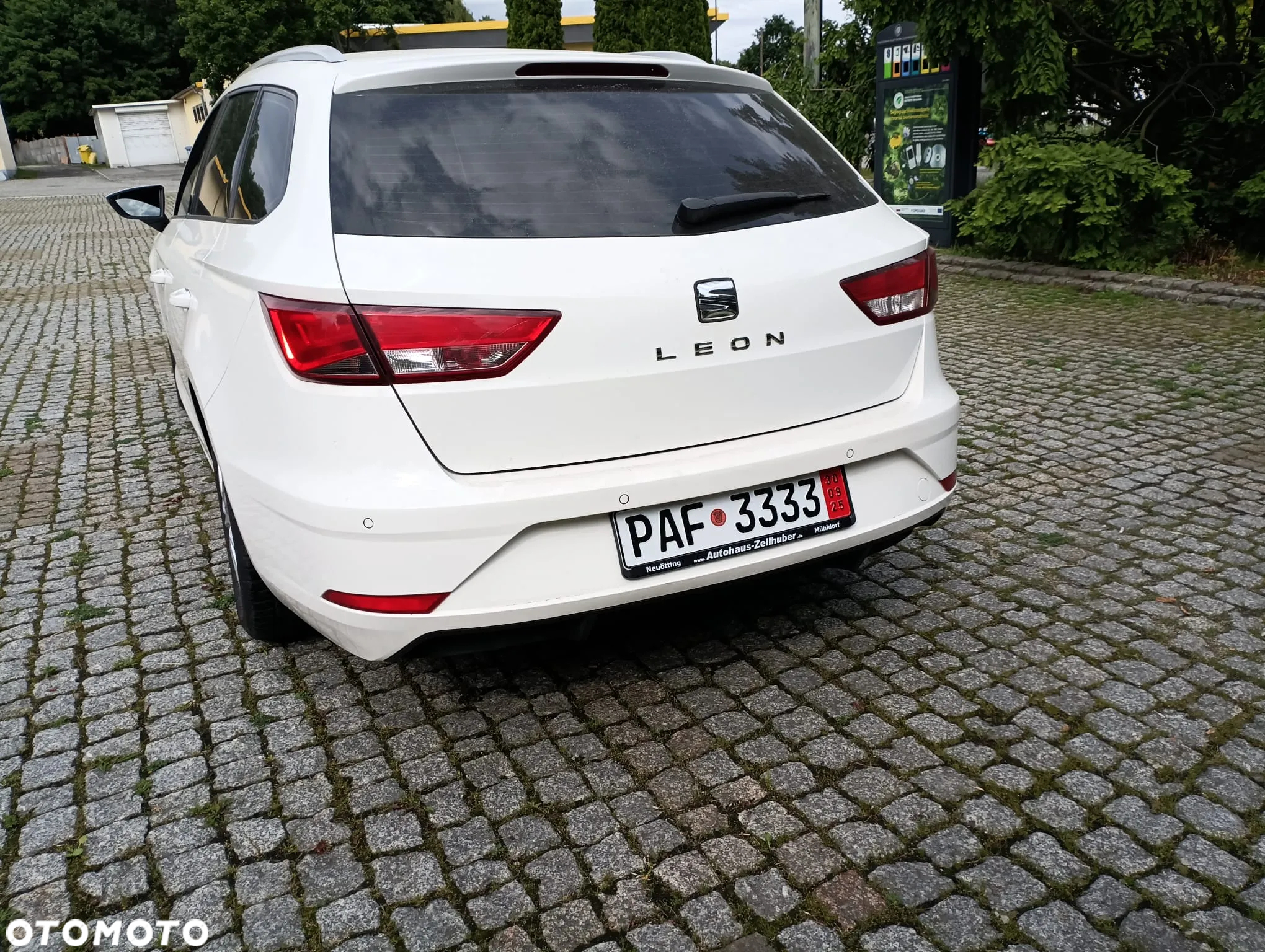 Seat Leon 2.0 TDI DPF Start&Stop Style - 25
