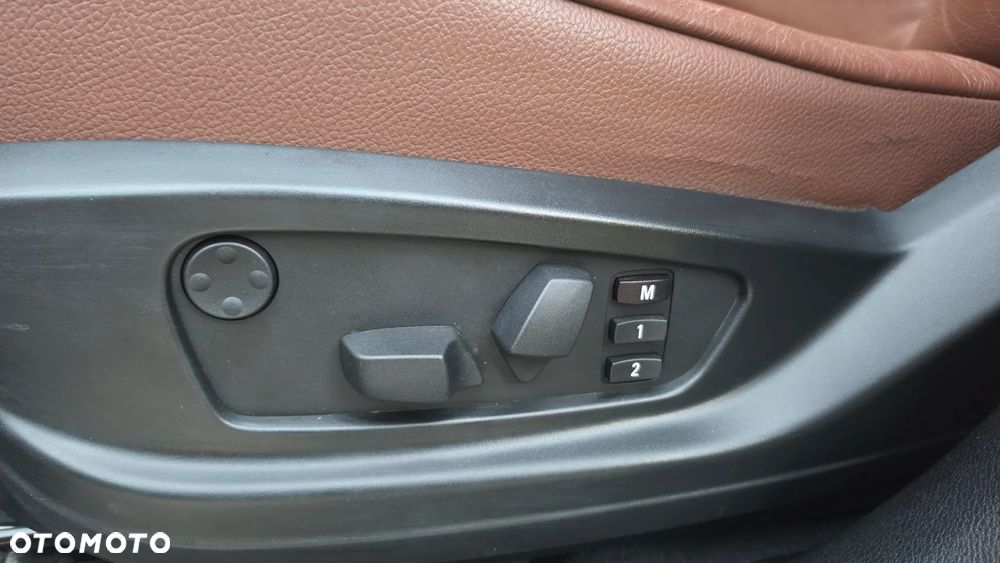 BMW X5 3.5d xDrive - 36