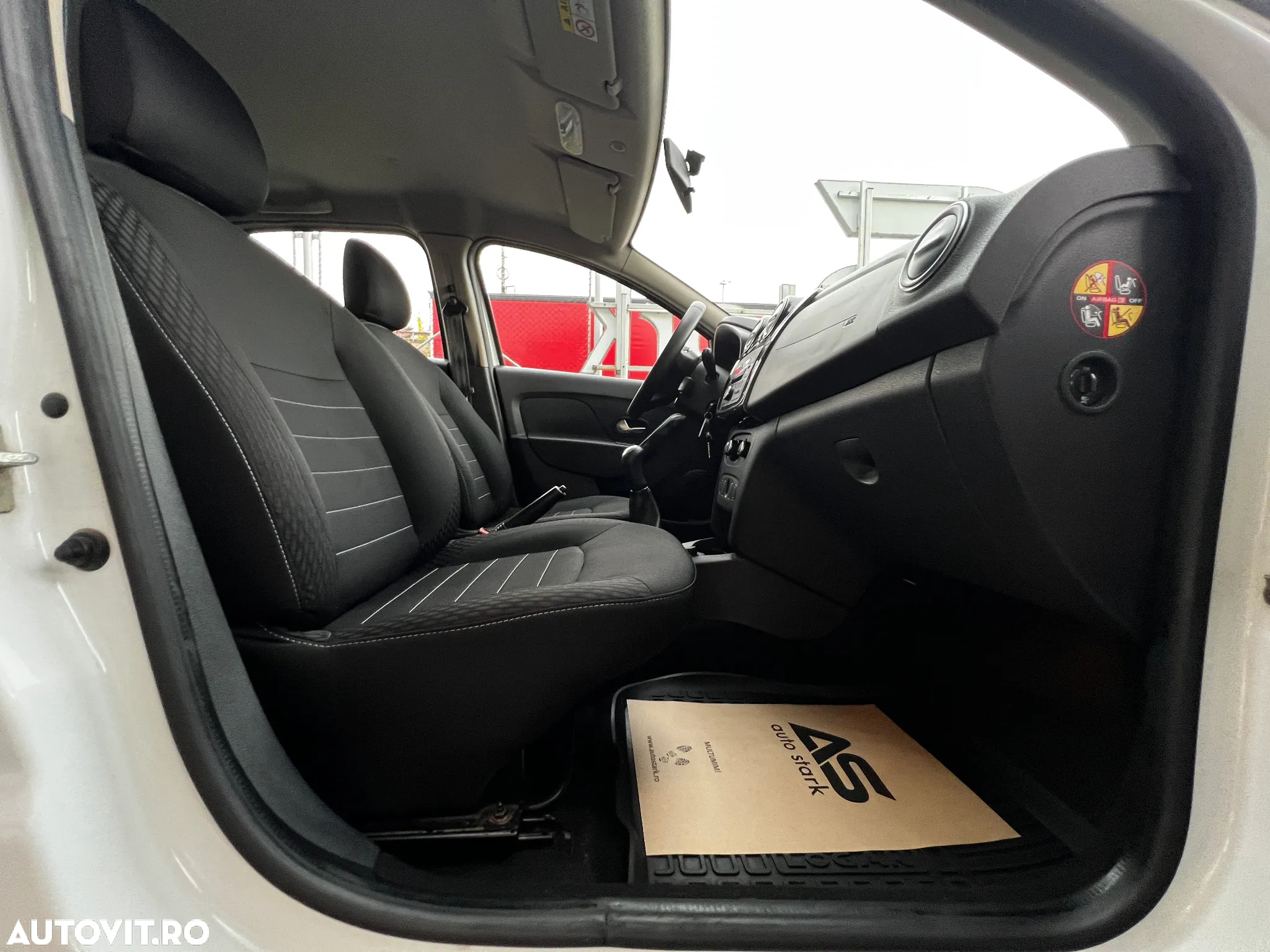 Dacia Logan 1.0 SCe Ambiance - 21