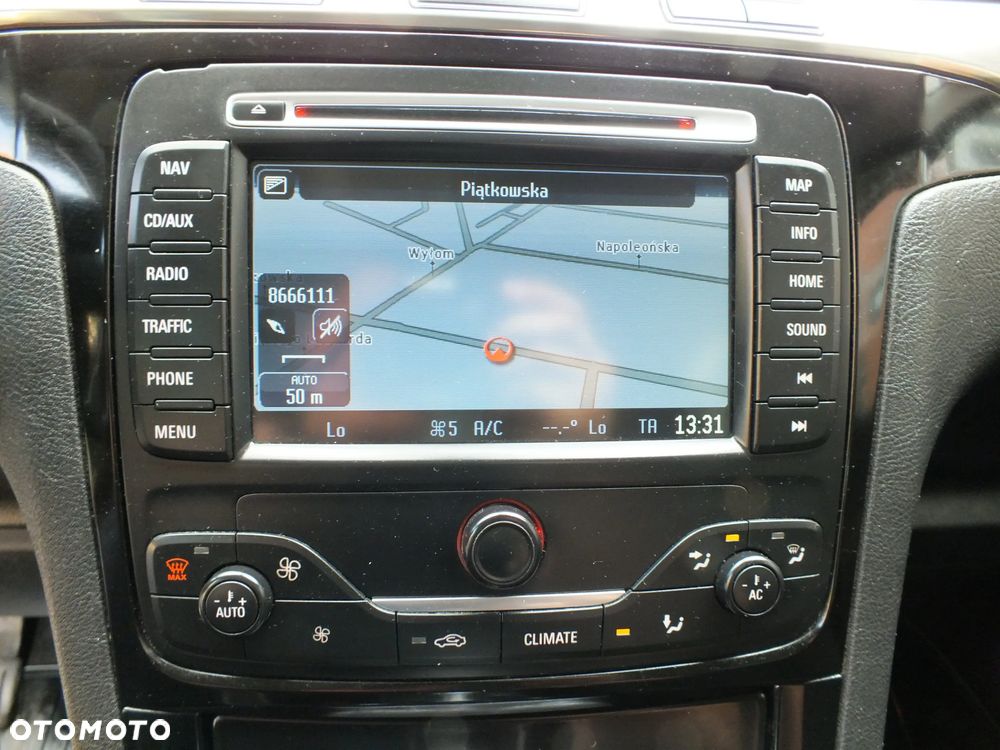 Ford Galaxy 1.6 T Platinium X (Titanium) - 23