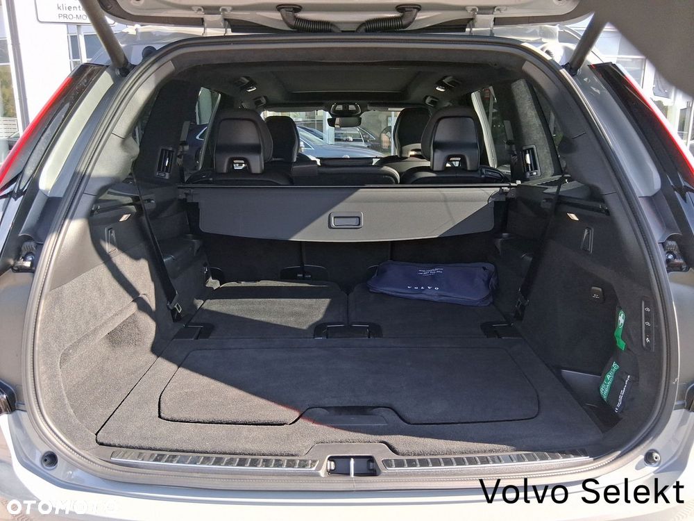 Volvo XC 90 - 30