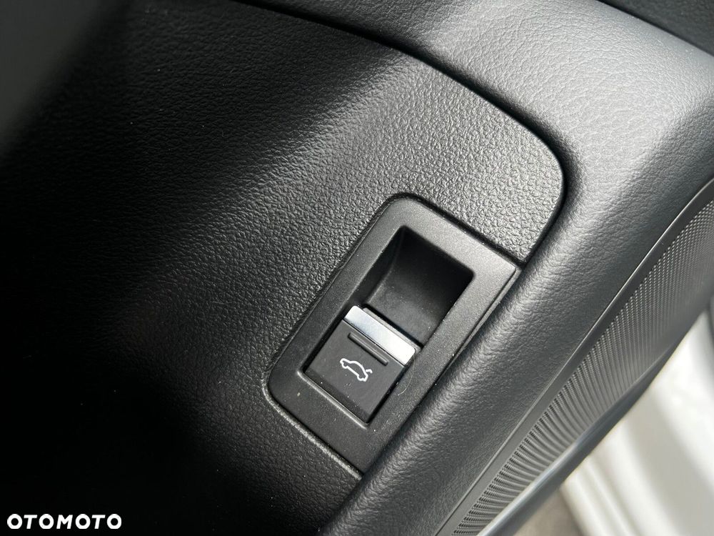 Audi A6 Avant - 17