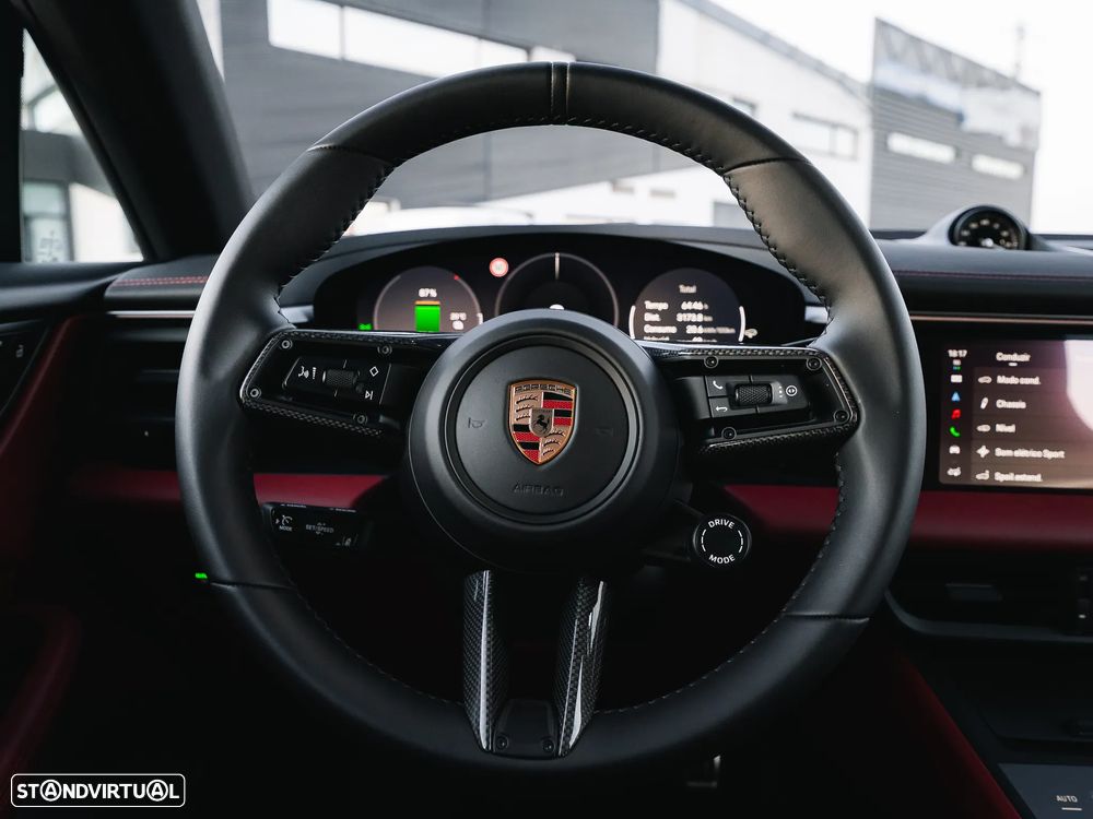Porsche Macan Electric 4S - 21