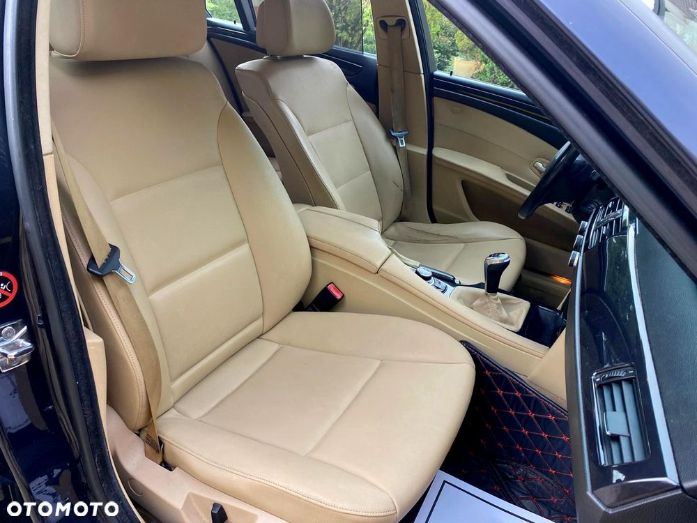 BMW Seria 5 520i Edition Exclusive - 6