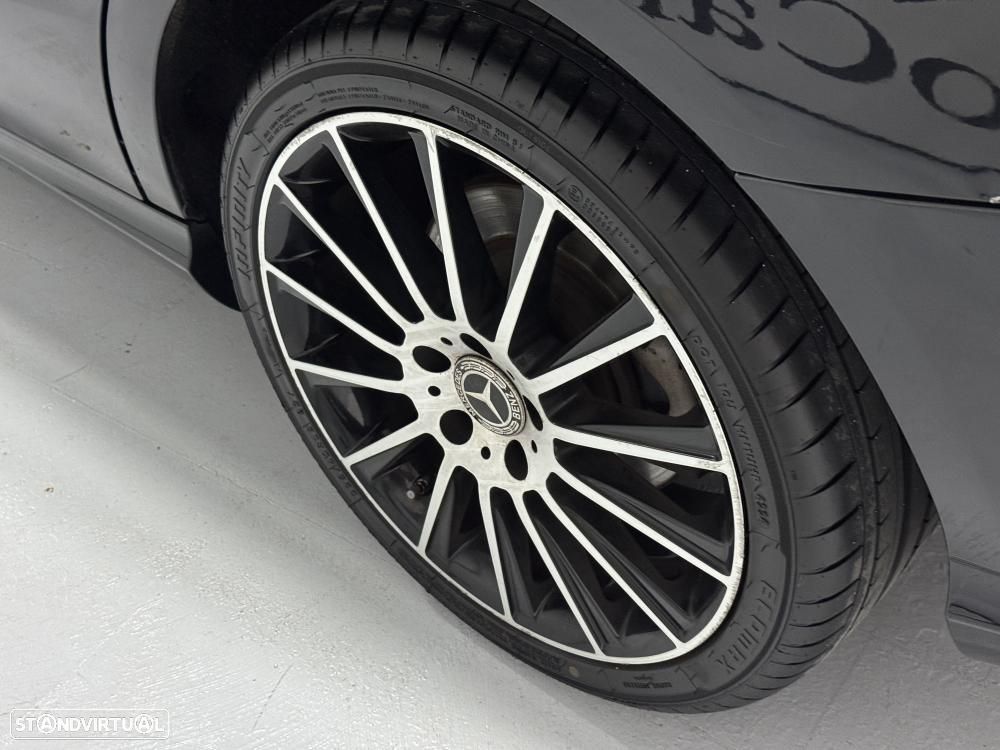 Mercedes-Benz CLA 180 d Shooting Brake Urban - 17