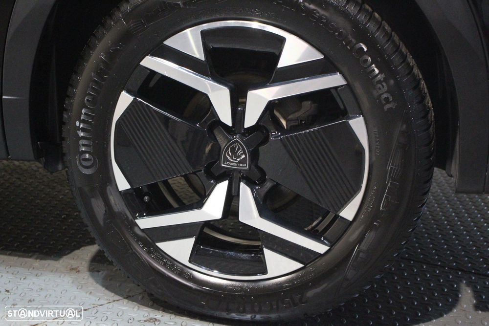 Peugeot e-2008 50 kWh GT - 30
