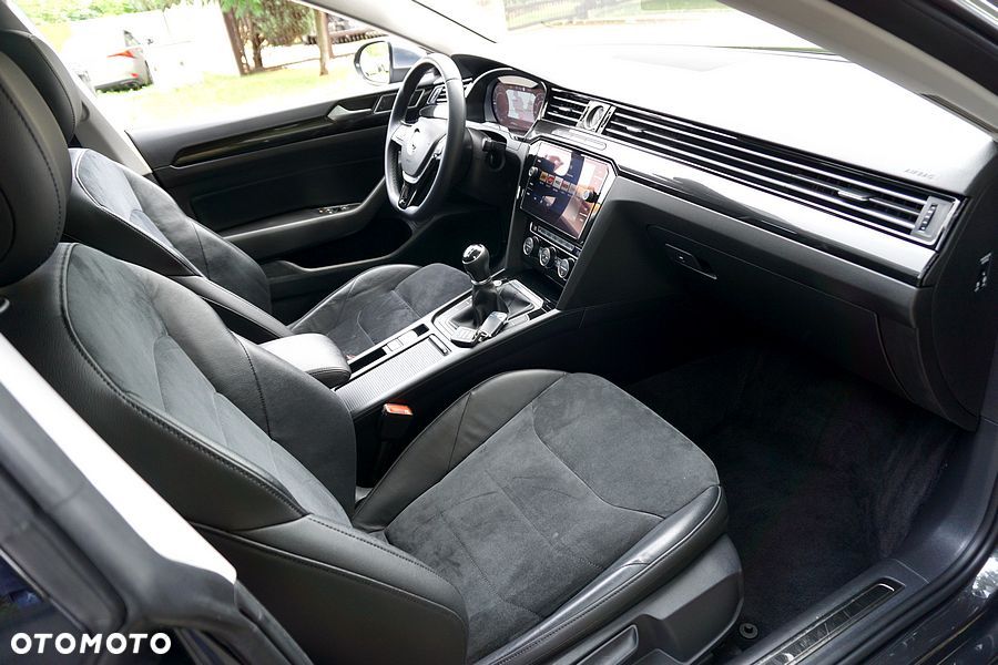 Volkswagen Arteon 2.0 TDI SCR Elegance - 28