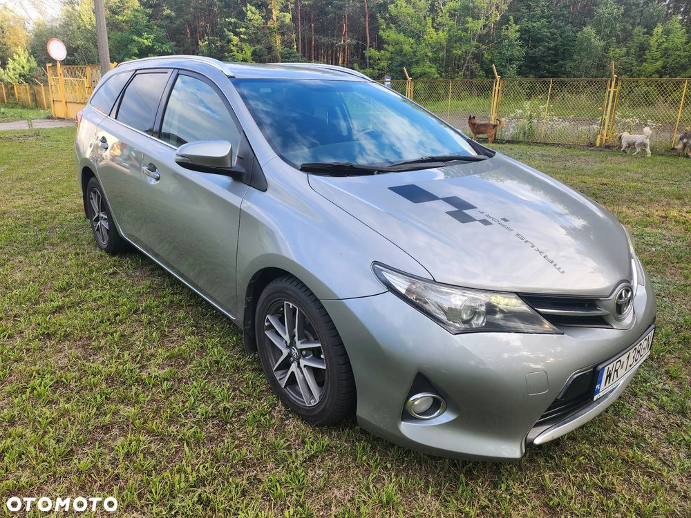 Toyota Auris 2.0 D-4D Premium - 3