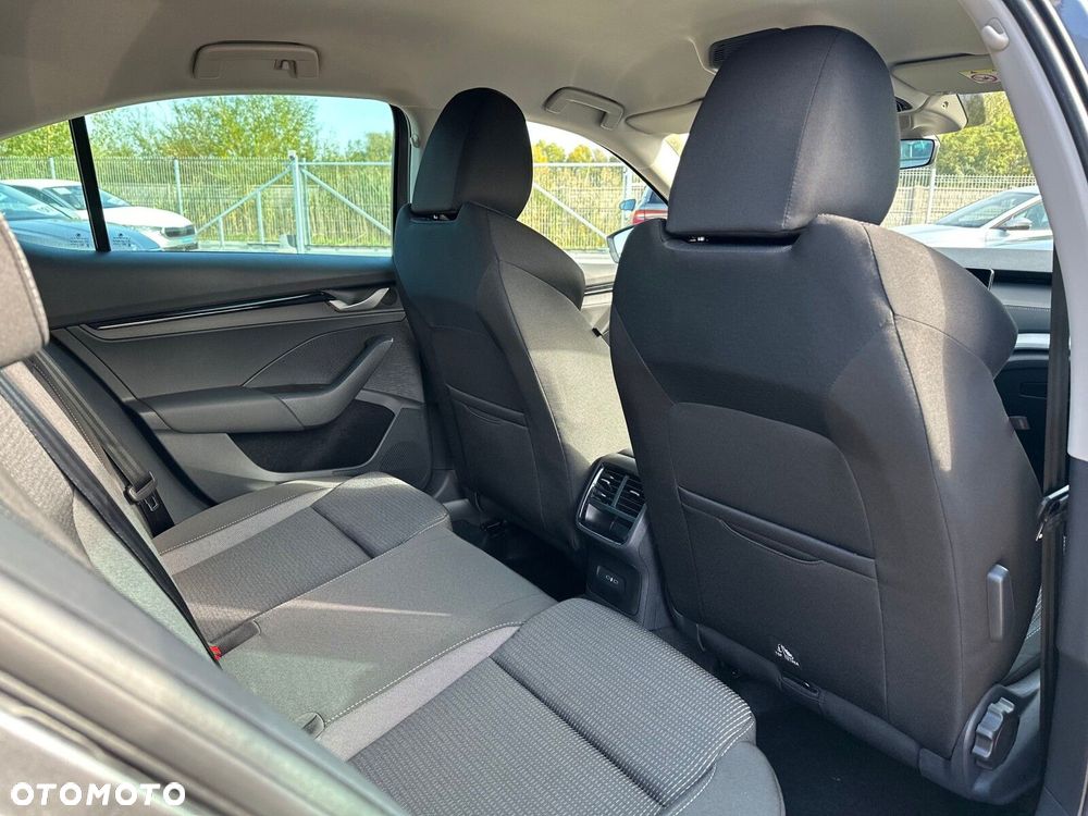 Skoda Octavia 1.5 TSI mHEV Drive Selection DSG - 20