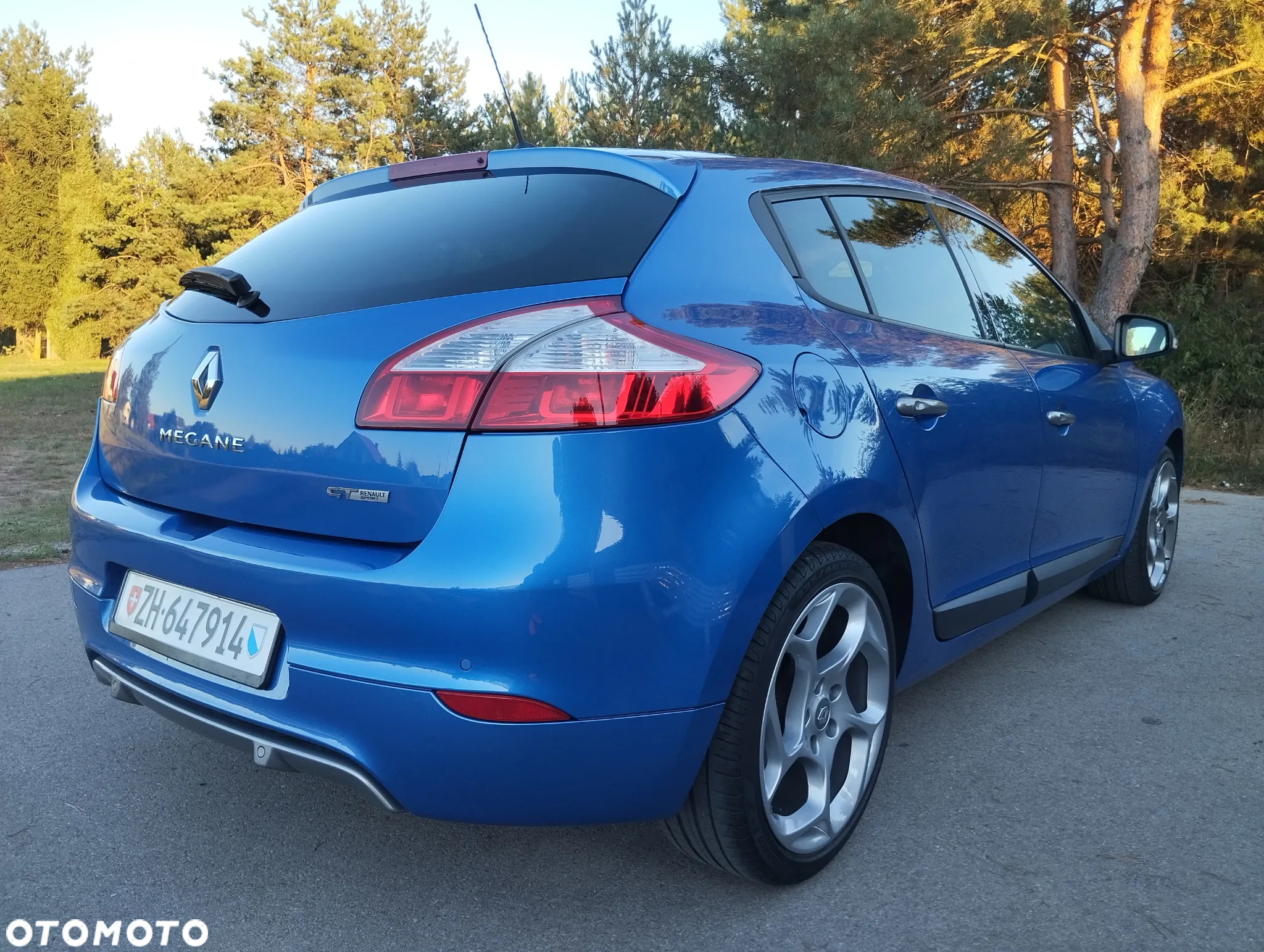 Renault Megane TCe 180 GT - 4