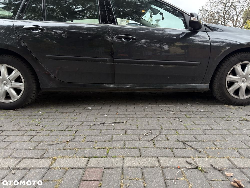 Renault Laguna 2.0 dCi Tech Run - 12