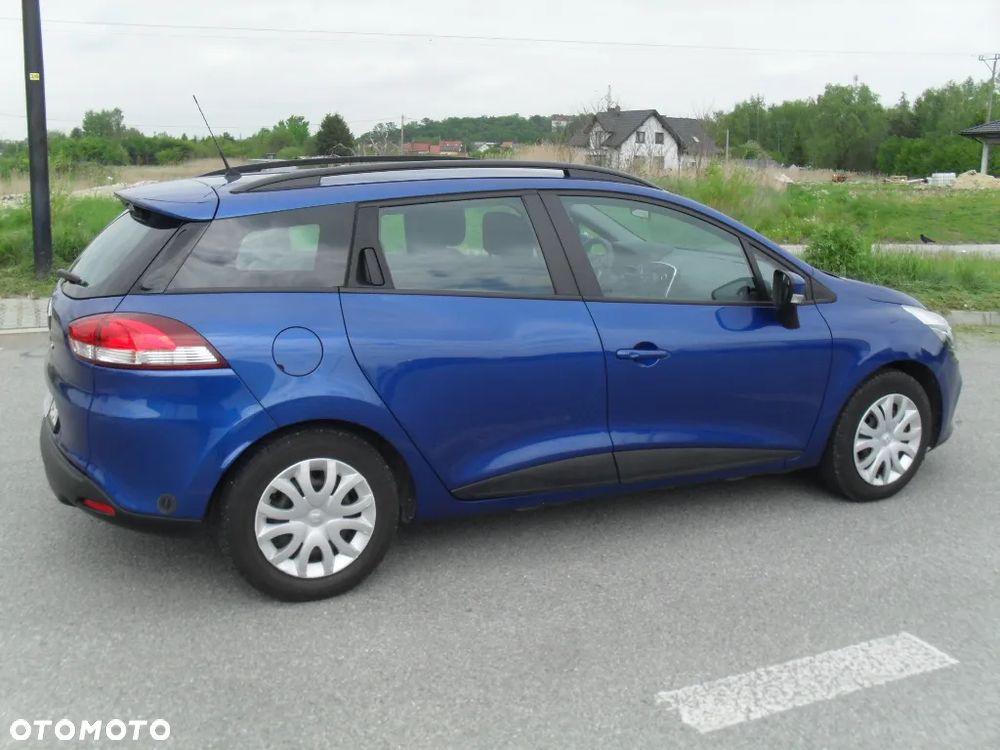 Renault Clio 1.2 16V Life - 17