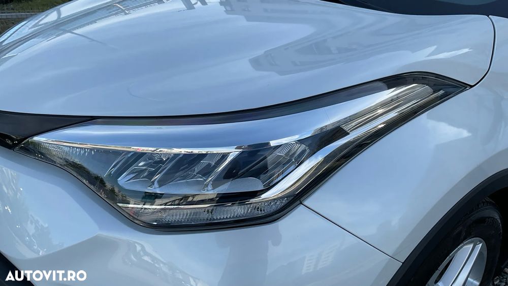 Toyota C-HR 1.8 HSD 122 CP 4x2 CVT Core - 9