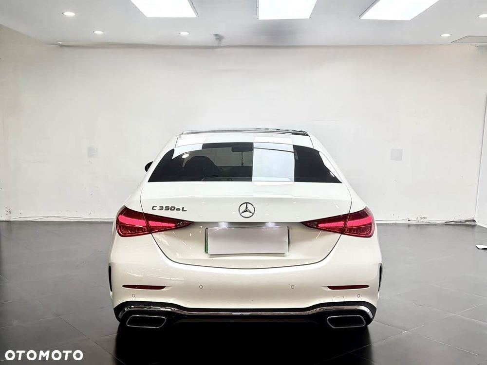 Mercedes-Benz Klasa C 300 de 9G-TRONIC Avantgarde - 10