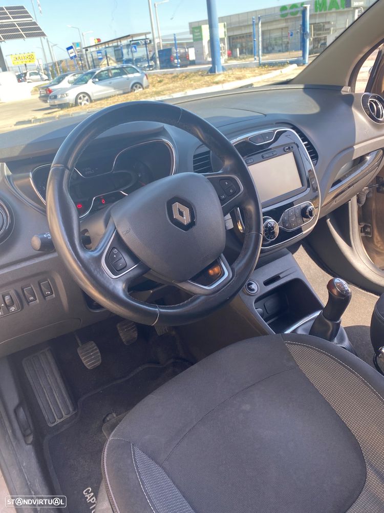 Renault Captur 1.5 dCi Exclusive - 12