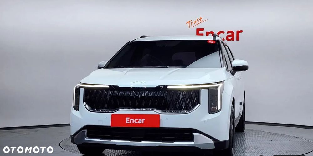 Kia Carnival - 4