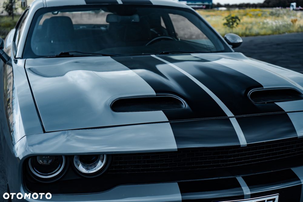 Dodge Challenger Automatik R/T Plus - 12