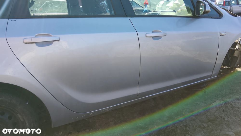 OPEL ASTRA J KOMBI DRZWI PRAWE TYLNE - 3