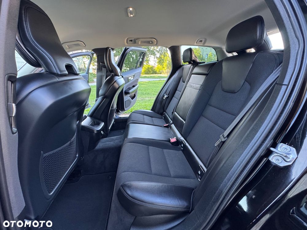 Volvo V60 - 19