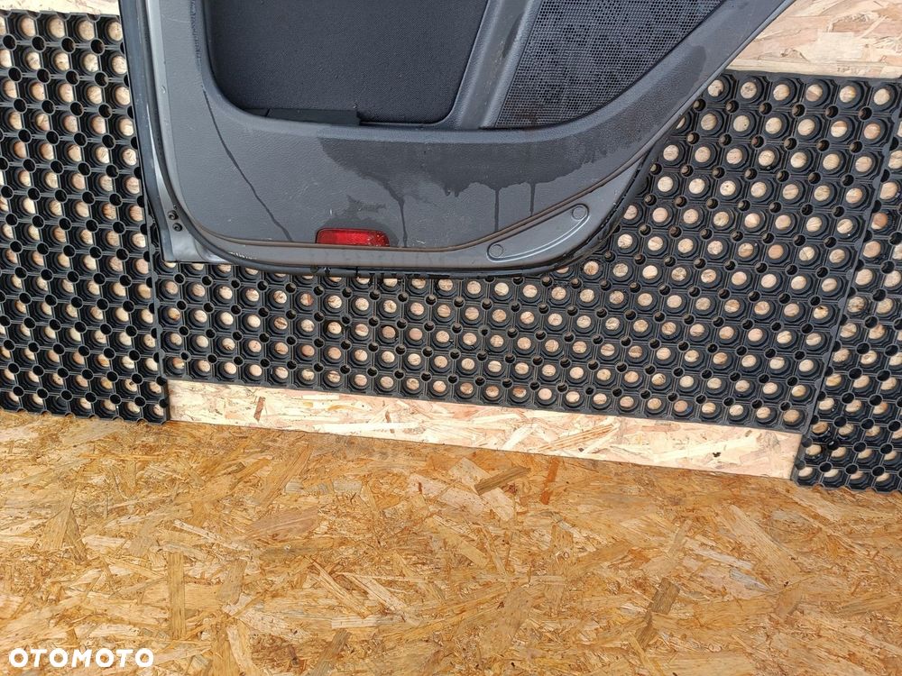 VW GOLF 5 V PLUS DRZWI TYŁ TYLNIE  PRAWE PRAWY - 11