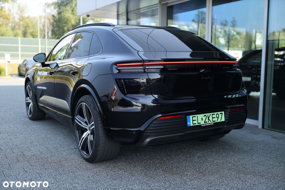 Porsche Macan - 10