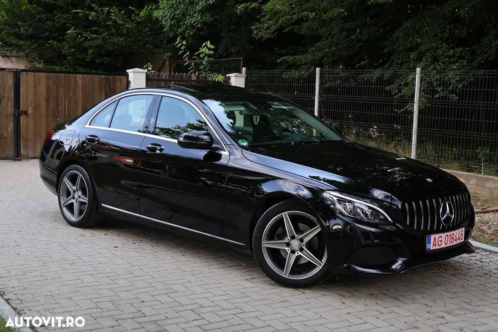 Mercedes-Benz C 220 CDI DPF BlueEFFICIENCY 7G-TRONIC Avantgarde Edition - 4
