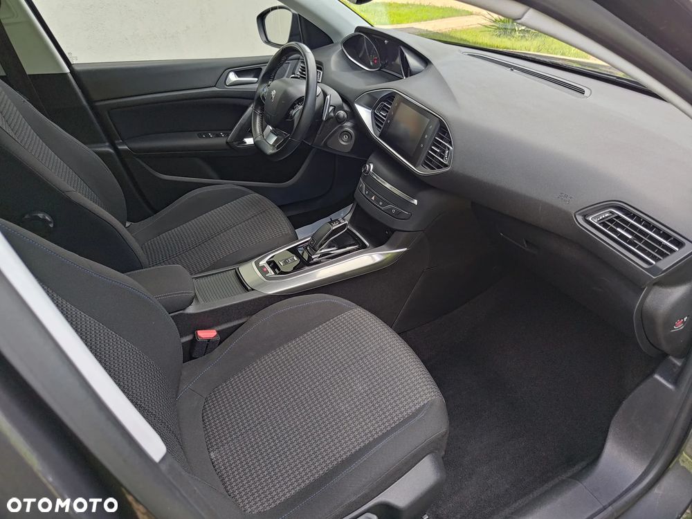 Peugeot 308 - 14