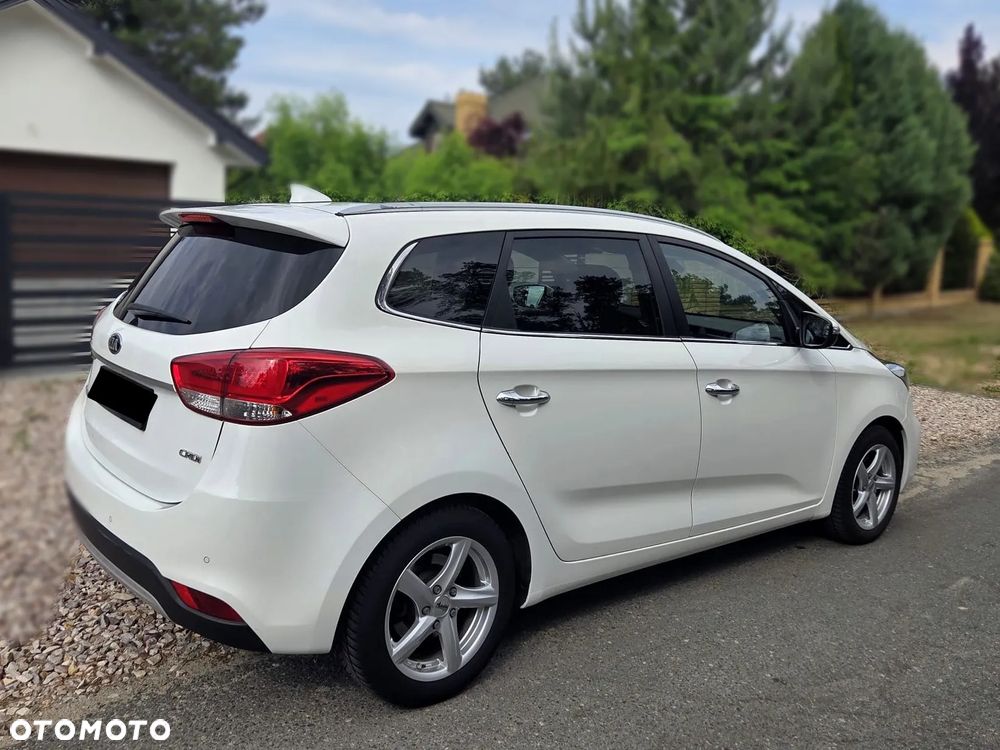Kia Carens 1.7 CRDi M 7os - 5