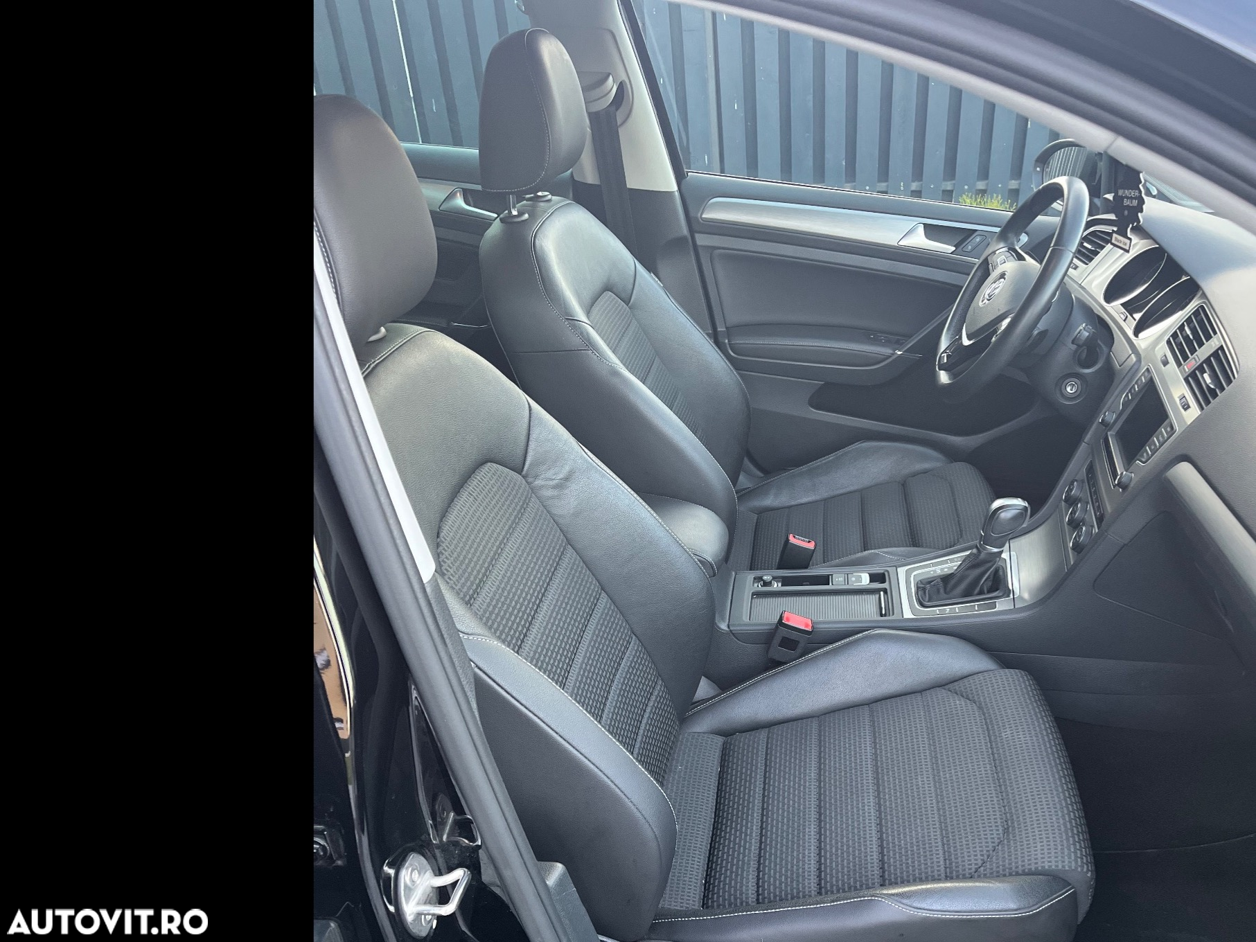 Volkswagen Golf 1.6 TDI DPF BMT DSG Comfortline - 9