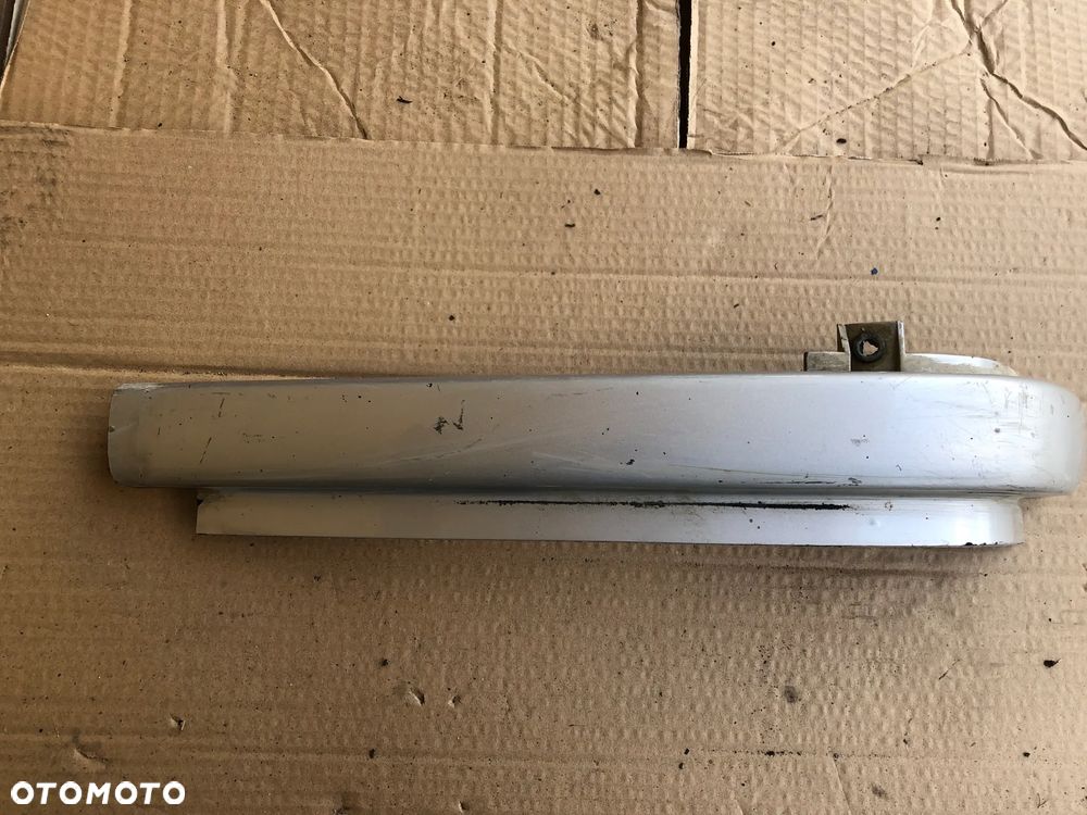 Listwa pod lampę lewa LAND ROVER DISCOVERY 2 II - 1