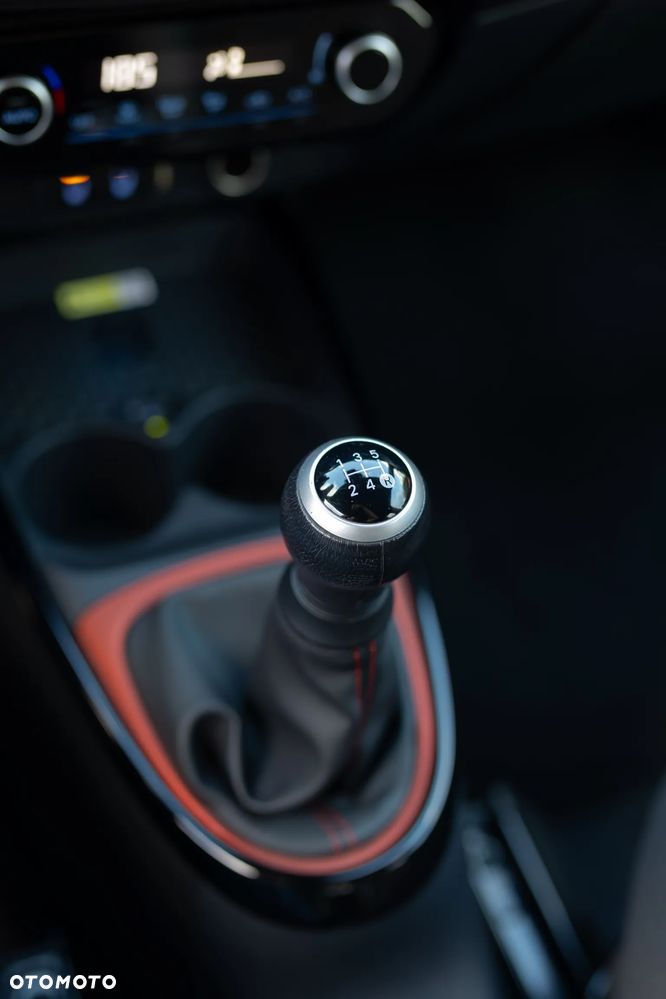 Toyota Aygo 1.0 VVT-i Color Edition - 26