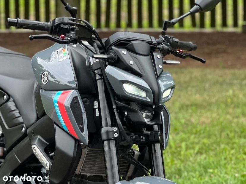 Yamaha MT - 1